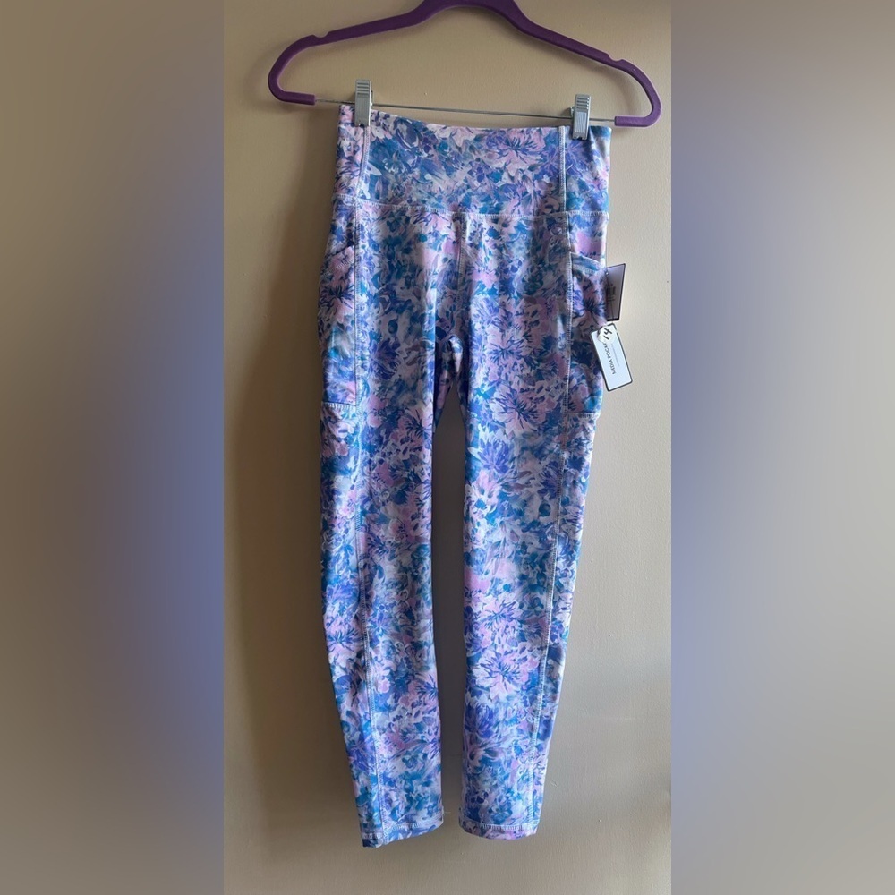 🇺🇸 SALE NWT Laundry Leggings